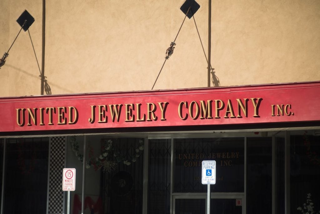 United jewelry company inc. storefront entrance